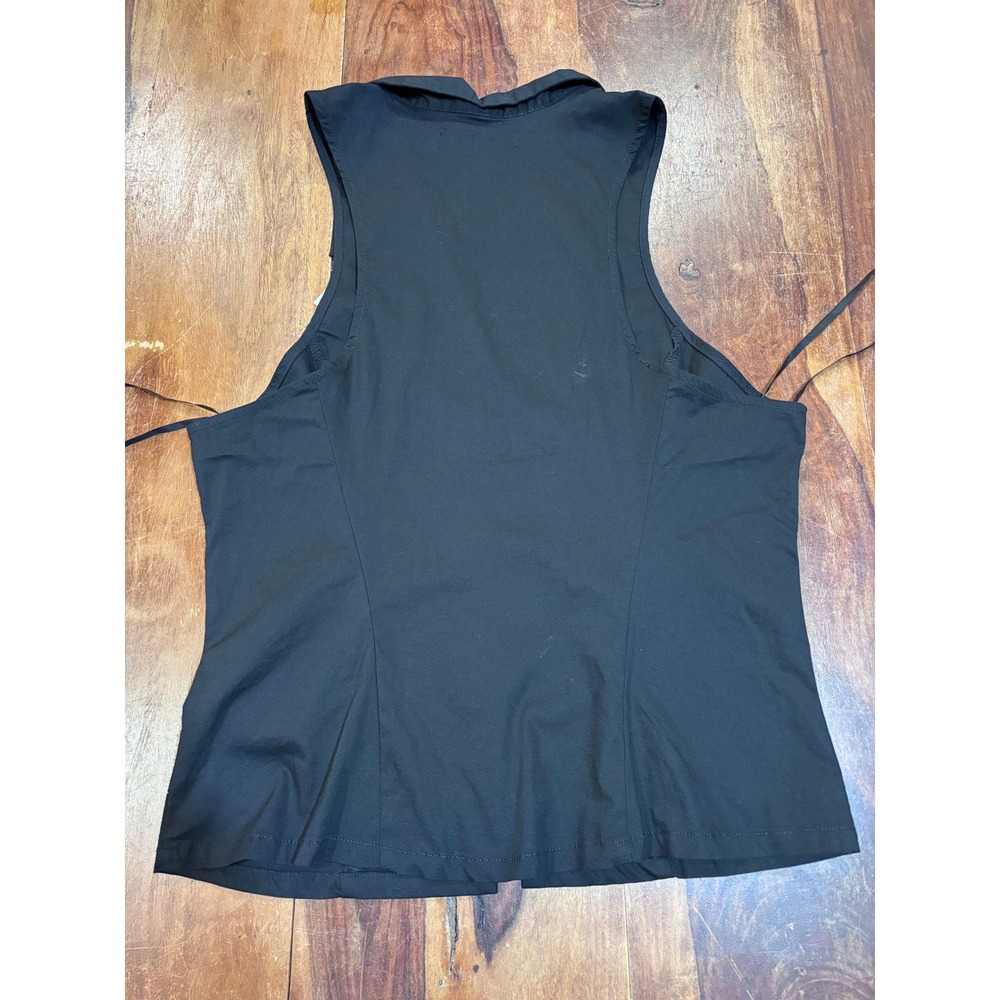 NWTO URBAN OUTFITTERS sleeveless top women Large jet black collared button down